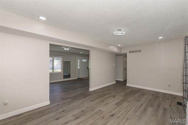 2285 Hill House Road, Chesterfield, MO 63017