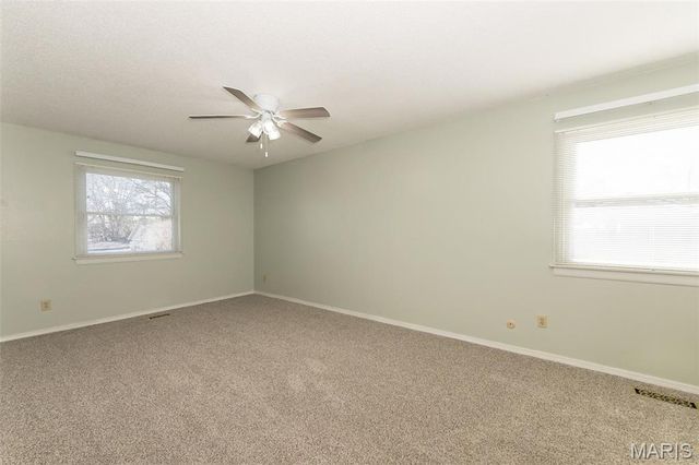 2285 Hill House Road, Chesterfield, MO 63017