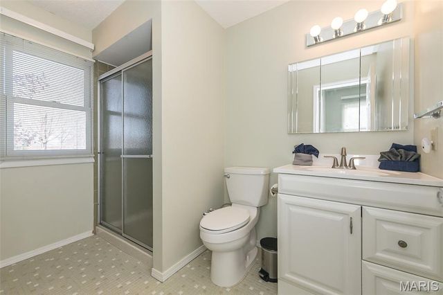 2285 Hill House Road, Chesterfield, MO 63017