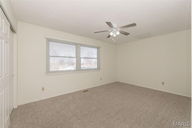 2285 Hill House Road, Chesterfield, MO 63017