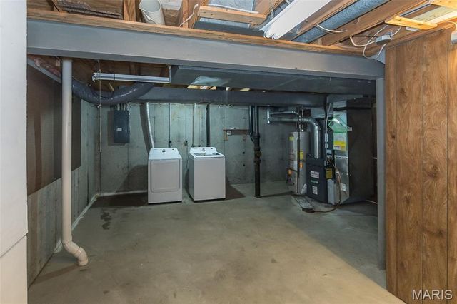 2285 Hill House Road, Chesterfield, MO 63017