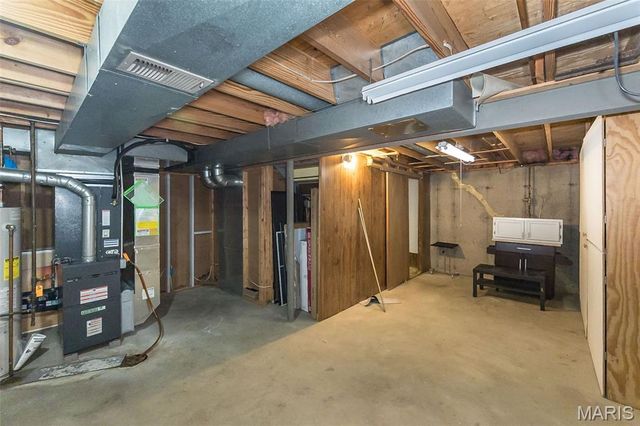 2285 Hill House Road, Chesterfield, MO 63017