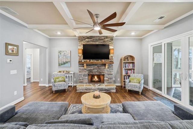 218 Highland Pointe Drive, Ellijay, GA 30536