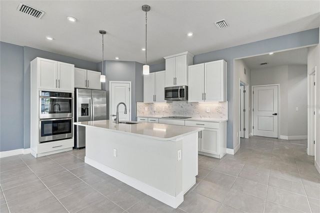 4640 ARDEN WAY, Bradenton, FL 34211