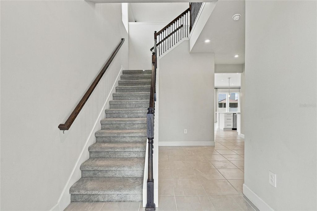 Image 16 of property listing at 4640 ARDEN WAY, Bradenton, FL 34211