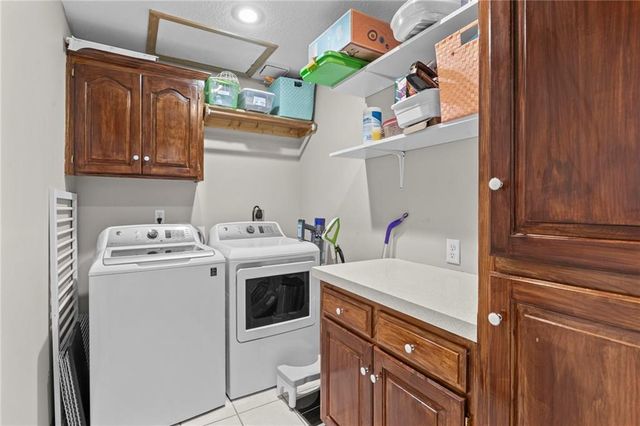 341 N Pine Street, Gardner, KS 66030