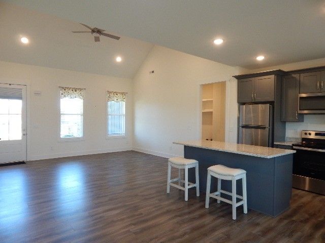 1048 Willow Way, Mcminnville, TN 37110