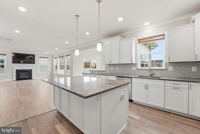 4564 SHAKESPEARE CIR, White Plains, MD 20695