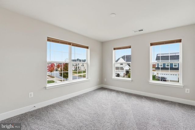 4564 SHAKESPEARE CIR, White Plains, MD 20695