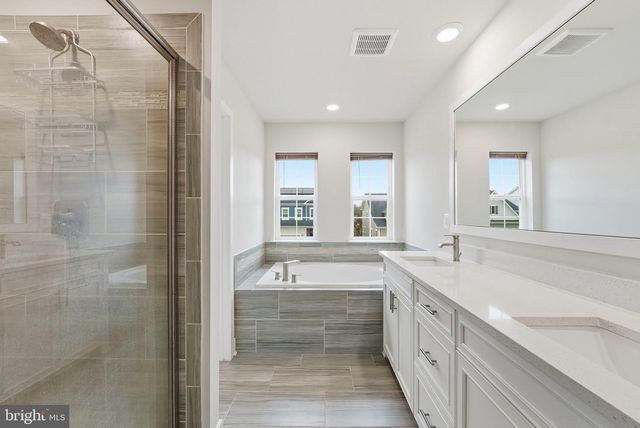 4564 SHAKESPEARE CIR, White Plains, MD 20695