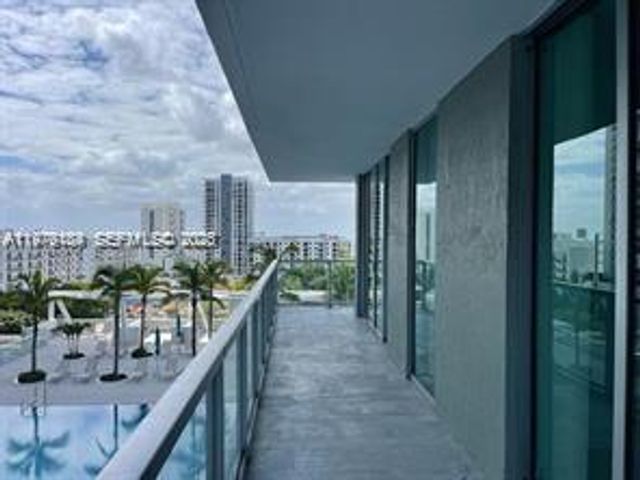 1111 SW 1st Ave 1114-N, Miami, FL 33130