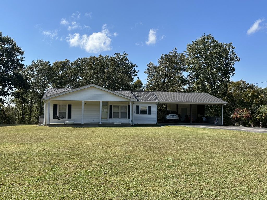 6204 Highway 230, Lyles, TN 37098