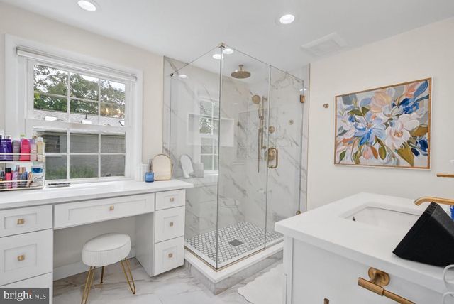 4008 ROBERTSON BLVD, Alexandria, VA 22309