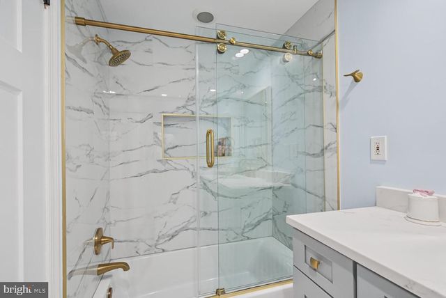 4008 ROBERTSON BLVD, Alexandria, VA 22309