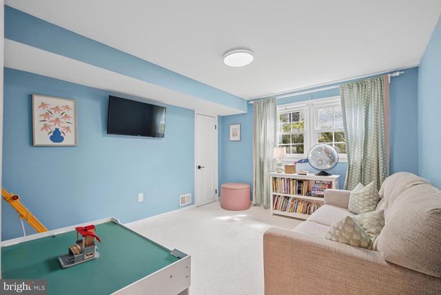 4008 ROBERTSON BLVD, Alexandria, VA 22309