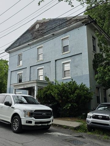 16 School Street, Brattleboro, VT 05301