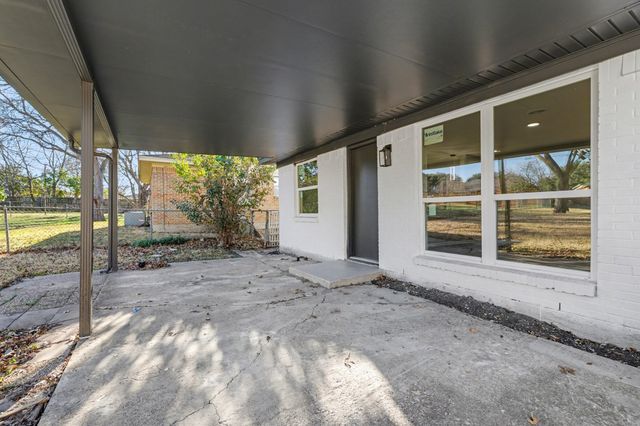 1303 Cloverdale Drive, Richardson, TX 75080