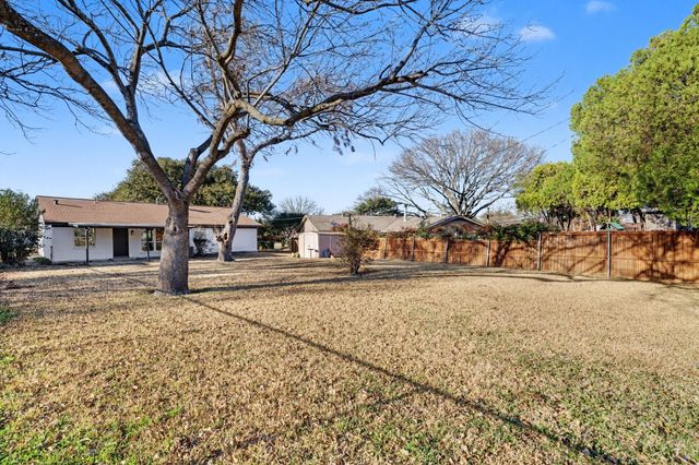 1303 Cloverdale Drive, Richardson, TX 75080