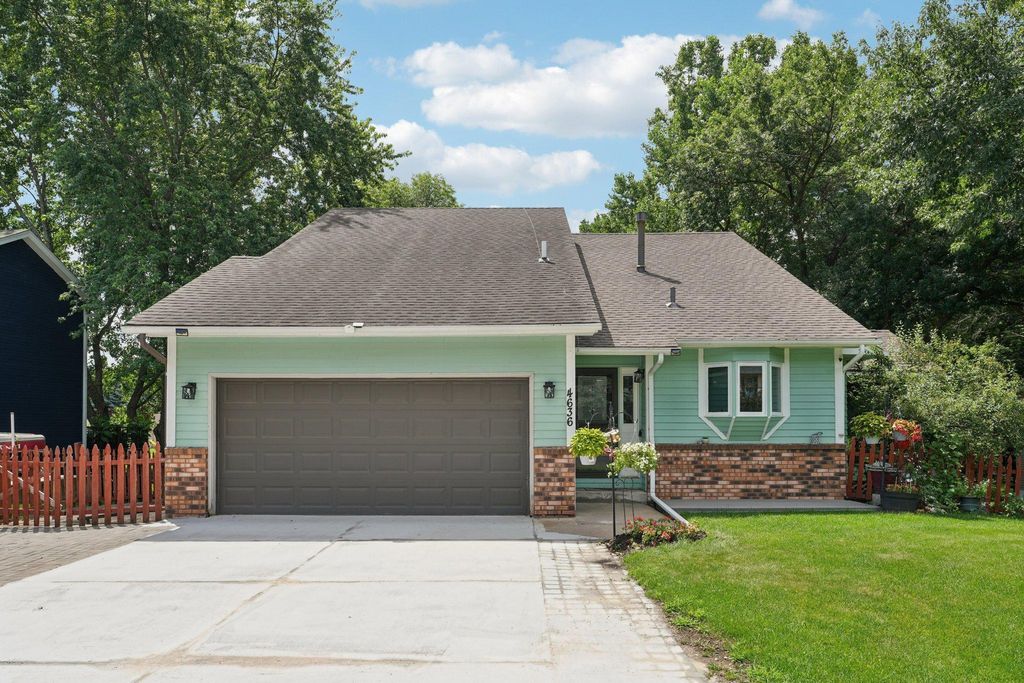 4636 Bower Path, Inver Grove Heights, MN 55076