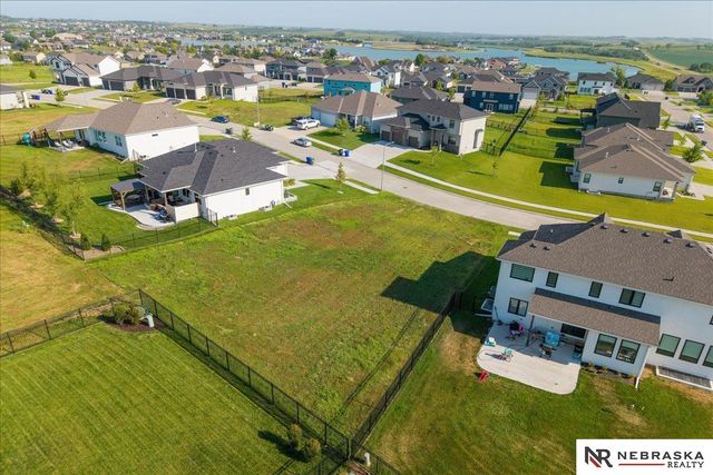 17007 Emma Street, Bennington, NE 68007