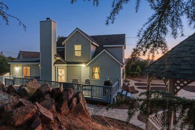 1214 Cook St., Ramona, CA 92065
