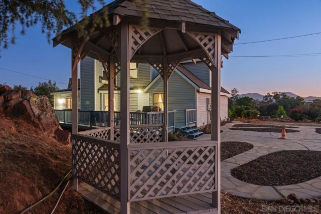 1214 Cook St., Ramona, CA 92065