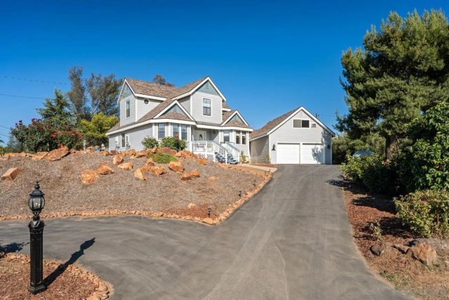 1214 Cook St., Ramona, CA 92065