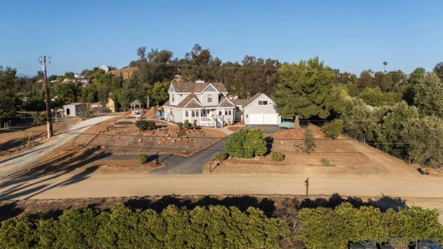 1214 Cook St., Ramona, CA 92065