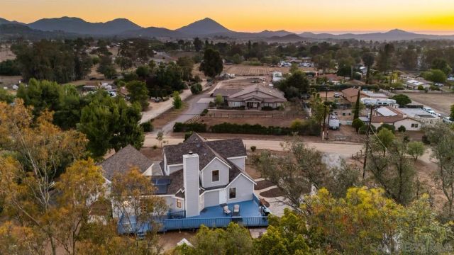 1214 Cook St., Ramona, CA 92065
