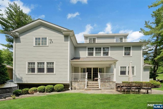 20 Sylvan Way, Millburn, NJ 07078