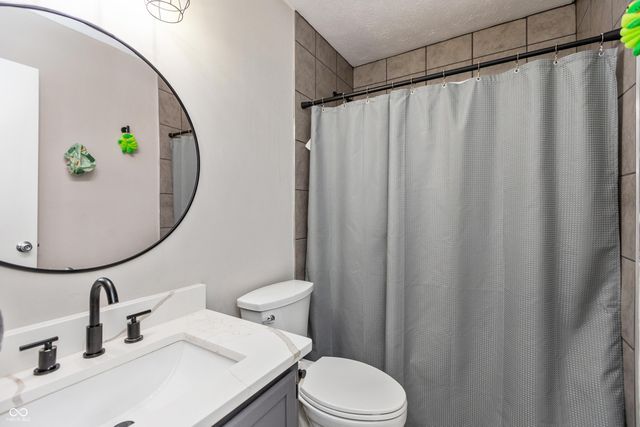 9250 Ratcliff Court, Indianapolis, IN 46234