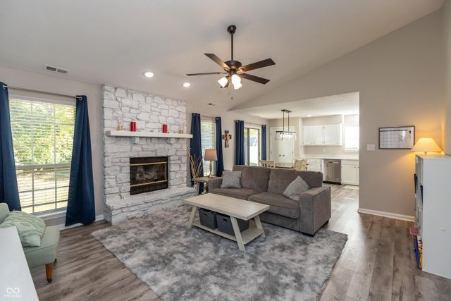 9250 Ratcliff Court, Indianapolis, IN 46234