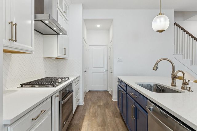 2714 Strathwood Lane, Houston, TX 77082