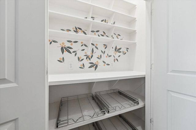 2714 Strathwood Lane, Houston, TX 77082