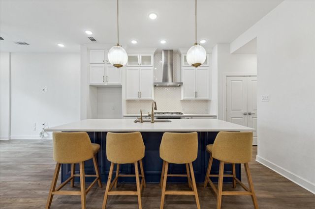 2714 Strathwood Lane, Houston, TX 77082