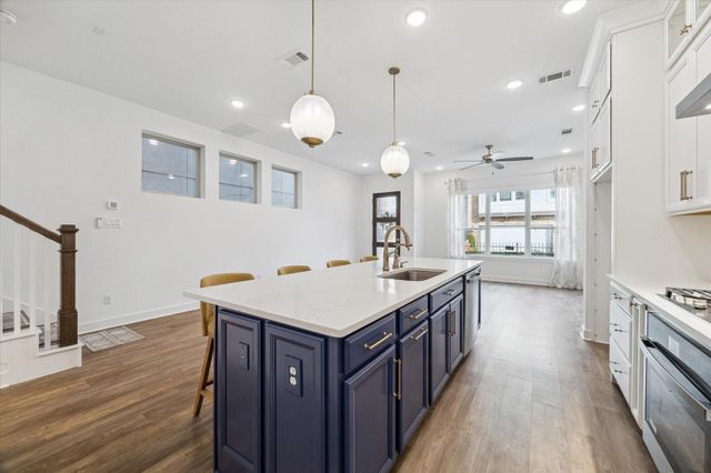 2714 Strathwood Lane, Houston, TX 77082