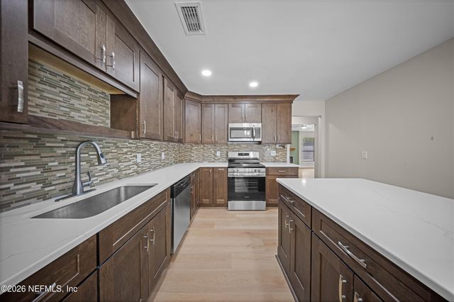 1440 FOREST Lane, St. Johns, FL 32259