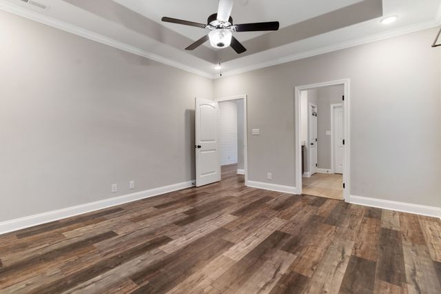 1072 Chagford Dr, Clarksville, TN 37043