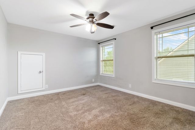 1072 Chagford Dr, Clarksville, TN 37043