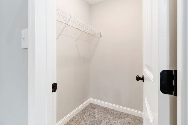 1072 Chagford Dr, Clarksville, TN 37043