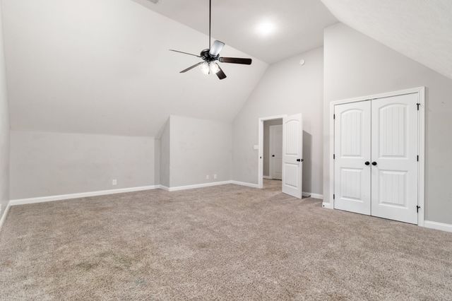 1072 Chagford Dr, Clarksville, TN 37043