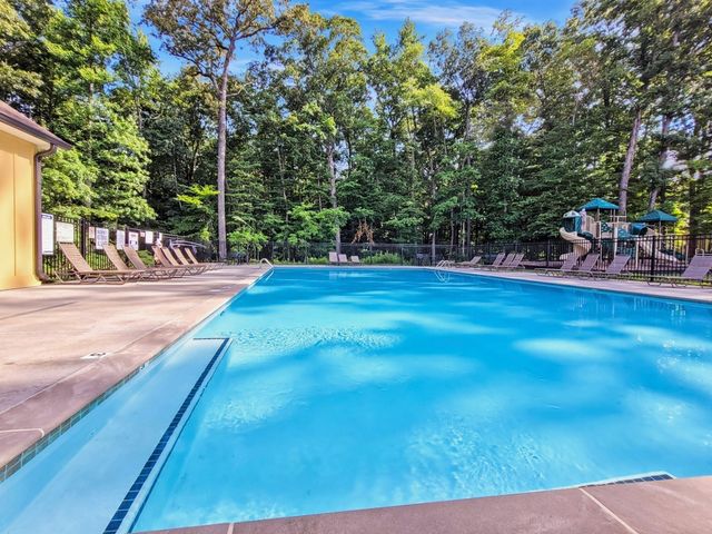 1072 Chagford Dr, Clarksville, TN 37043