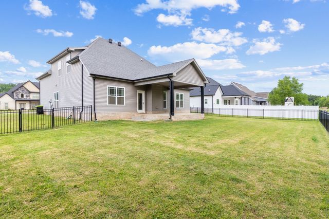 1072 Chagford Dr, Clarksville, TN 37043