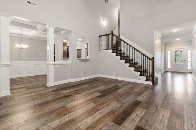 1072 Chagford Dr, Clarksville, TN 37043