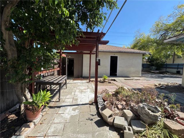 2790 mataro, Pasadena, CA 91107