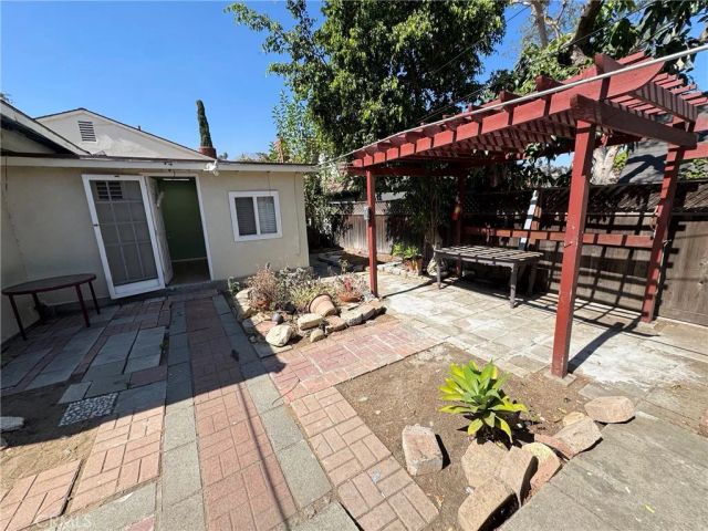 2790 mataro, Pasadena, CA 91107