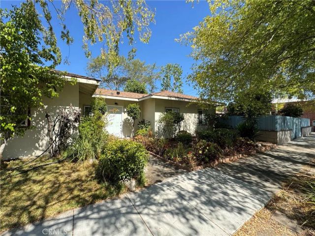 2790 mataro, Pasadena, CA 91107