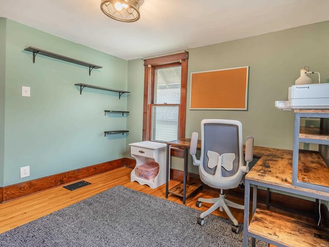 4010 Arlington Avenue, Fort Wayne, IN 46807