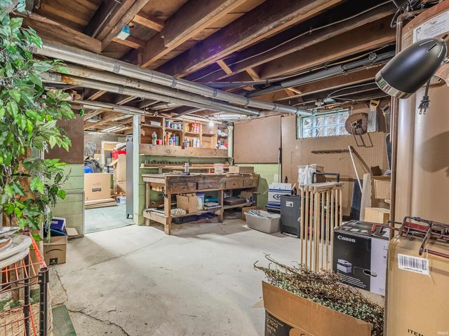 4010 Arlington Avenue, Fort Wayne, IN 46807