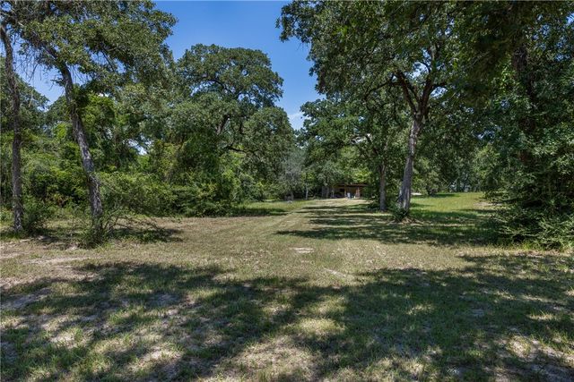 6481 Private Road 2003, Caldwell, TX 77836